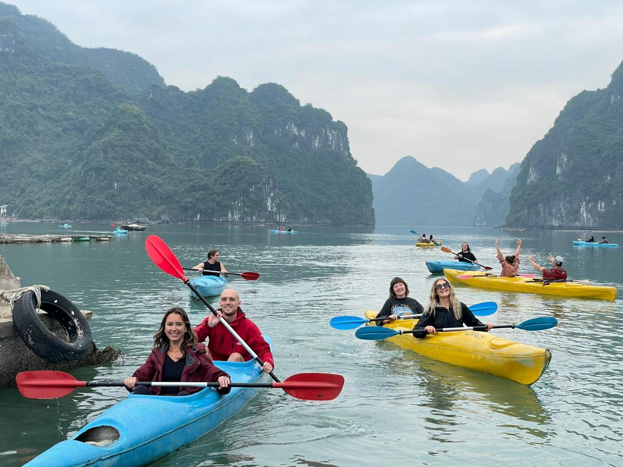 Halong Sapphire Cruises Hotel Hạ Long-öböl Kültér fotó
