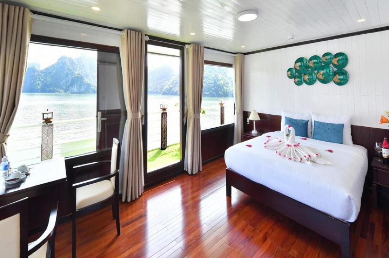 Halong Sapphire Cruises Hotel Hạ Long-öböl Kültér fotó