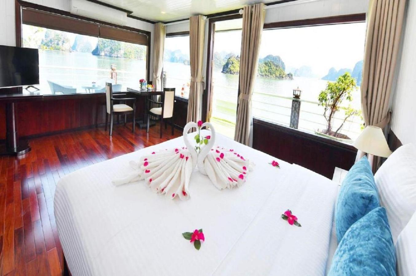 Halong Sapphire Cruises Hotel Hạ Long-öböl Kültér fotó