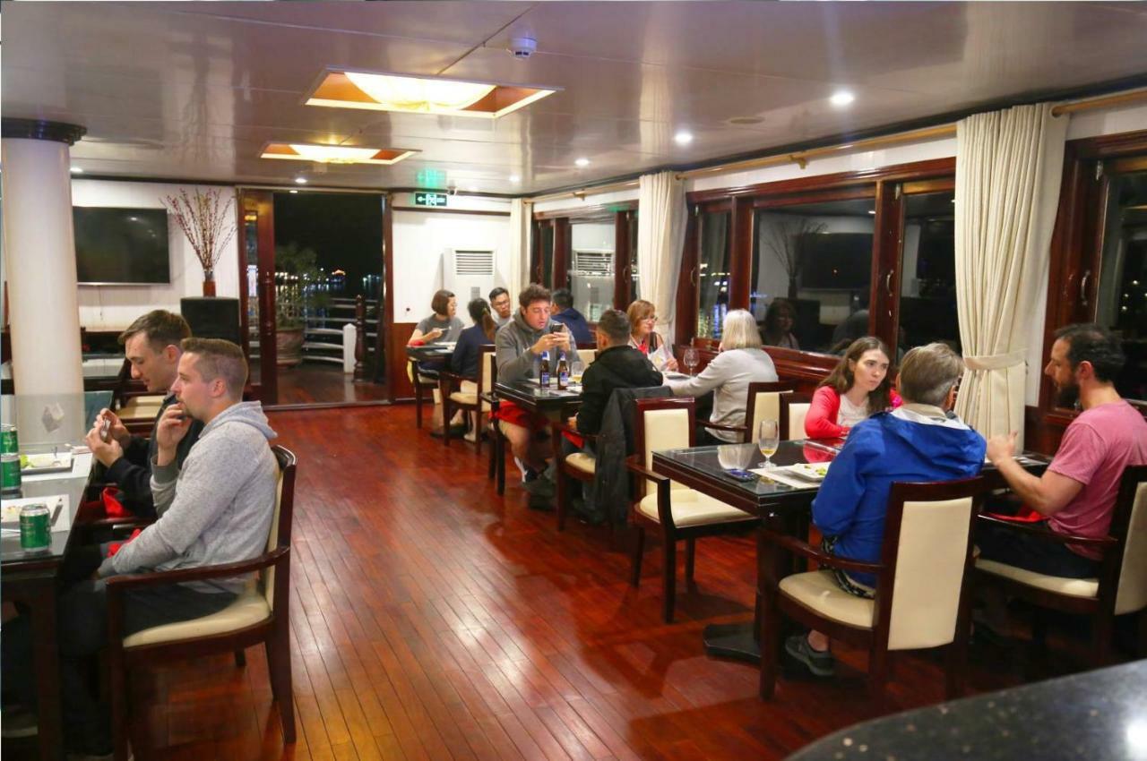 Halong Sapphire Cruises Hotel Hạ Long-öböl Kültér fotó